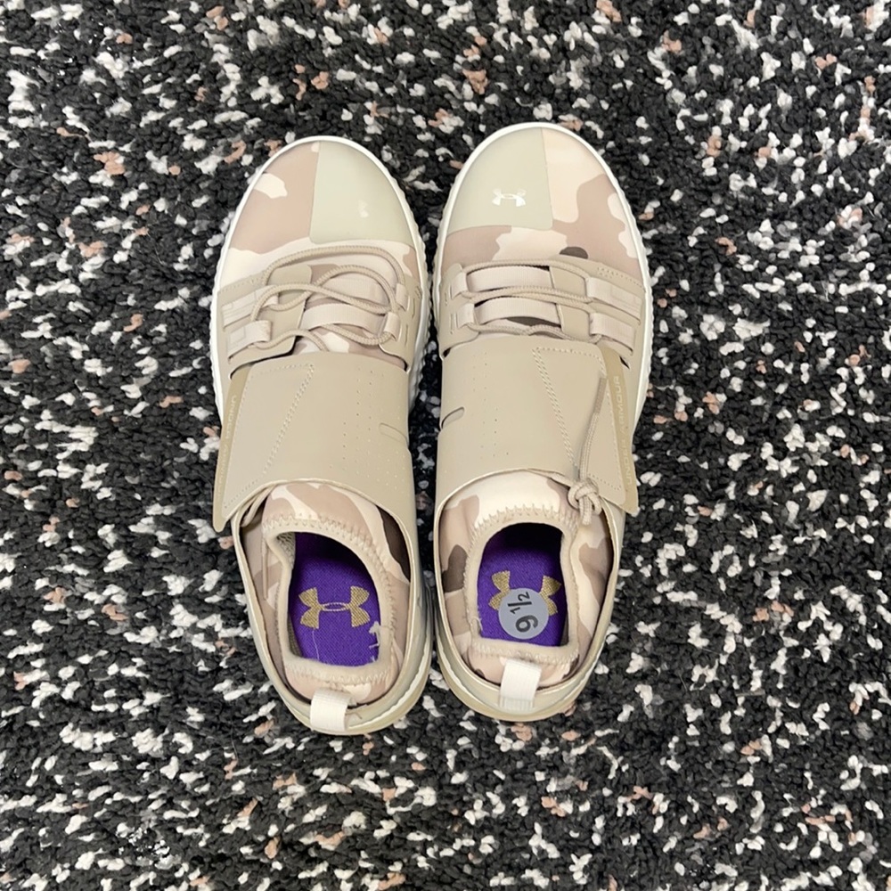 Under armour cream camo